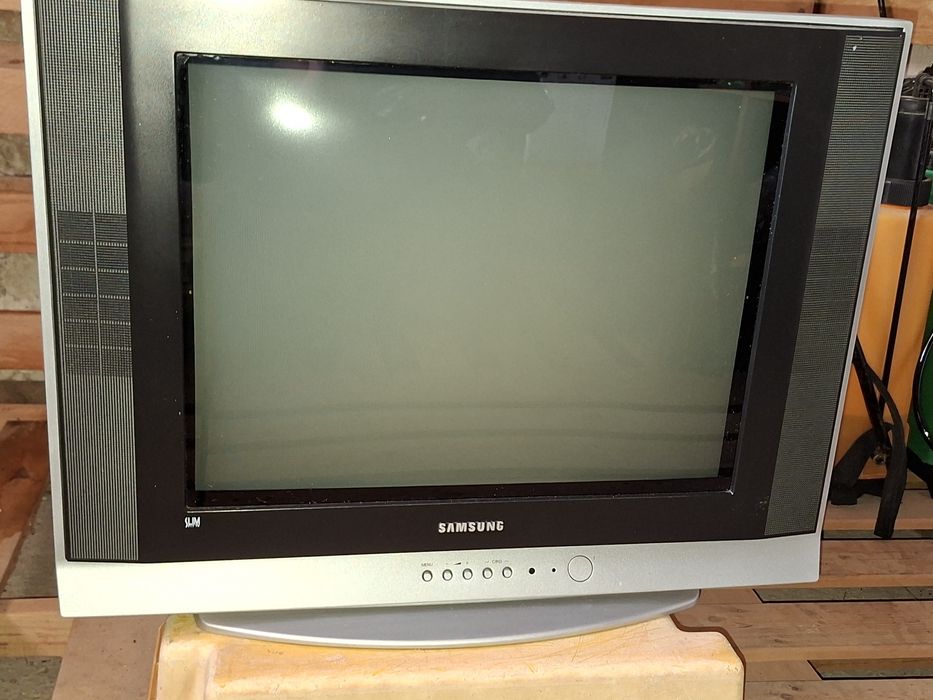 Телевизор SAMSUNG