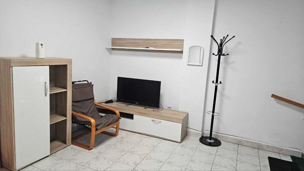 Дава се под наем Едностаен апартамент в Пазарджик, Запад - 45 кв.м за 30.6 € - Снимка #3