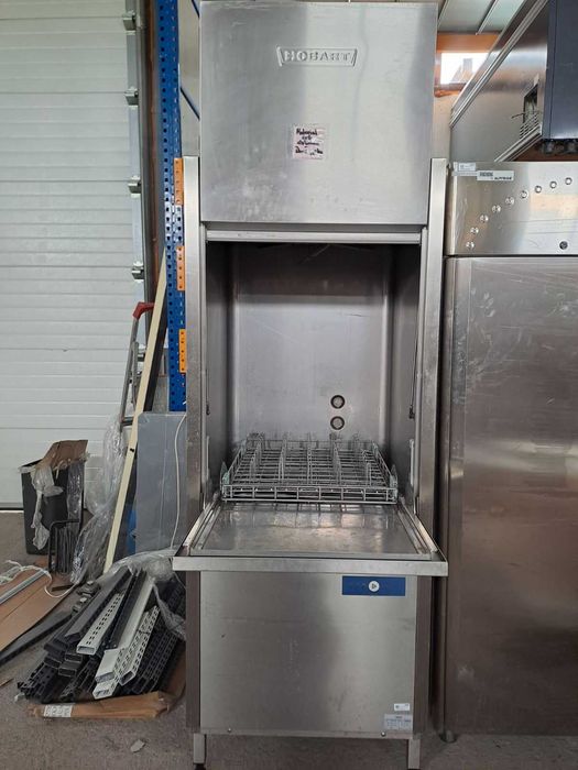 Професионална миялна машина HOBART