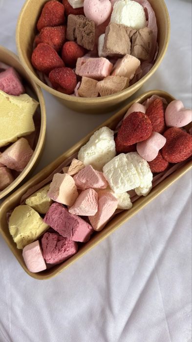 Сублимированный фрукт и морожное