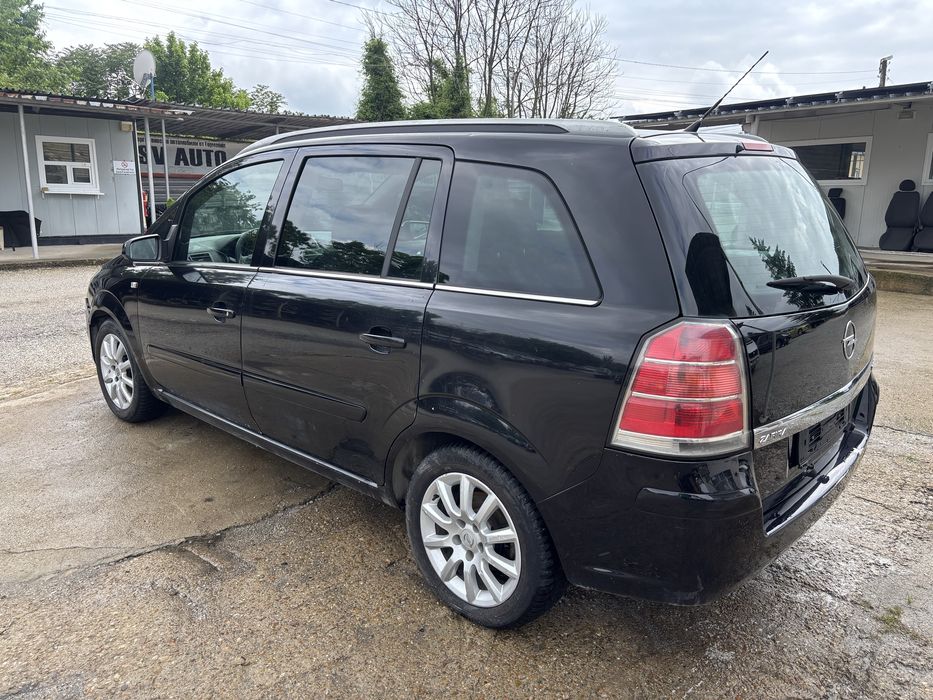 Опел Зафира 2 броя На части opel Zafira
