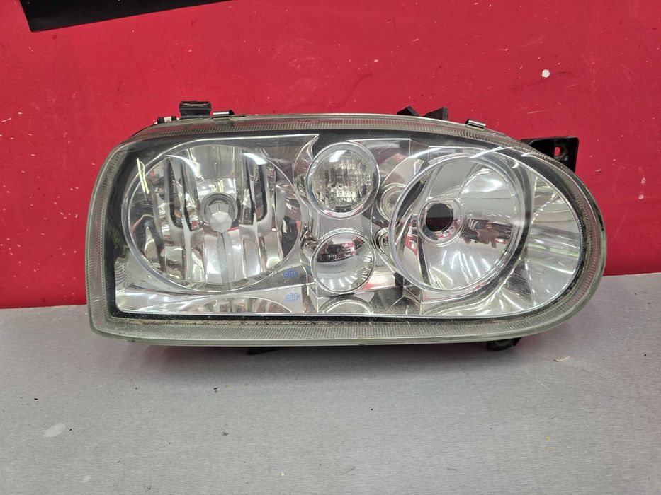 Оригинален фар HELLA Vw Golf 3