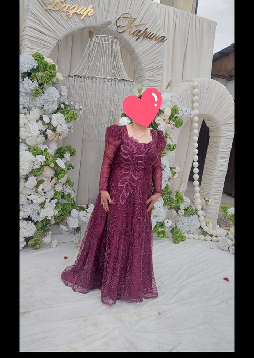 Продам платье шикарного качества