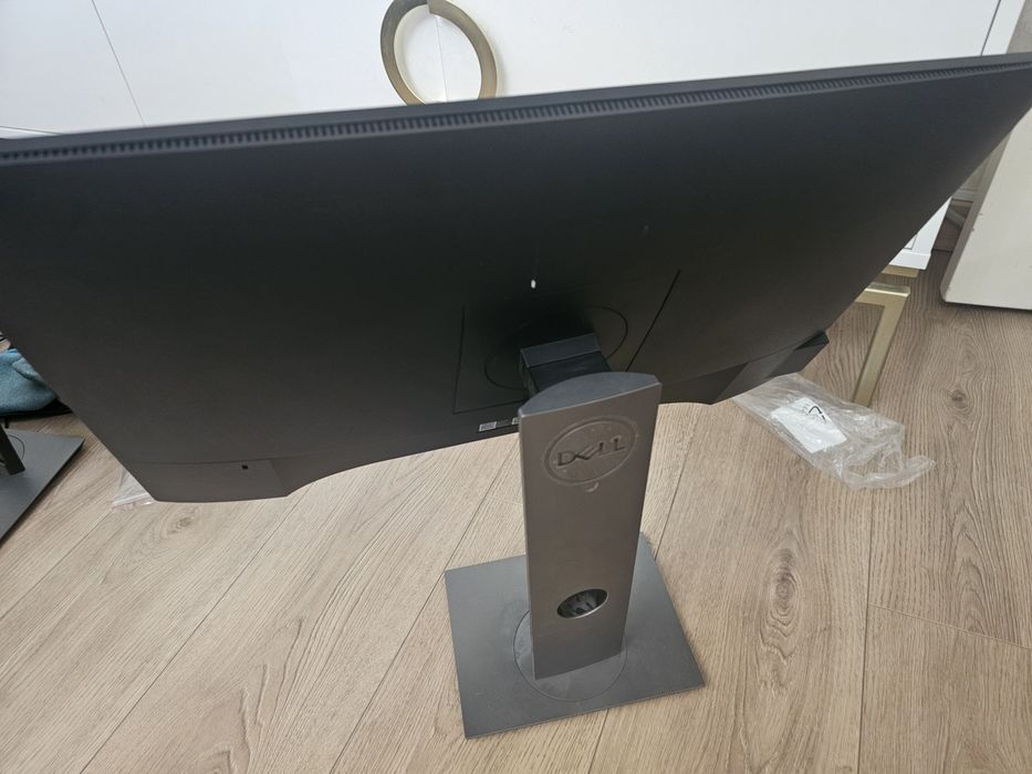 Продам Монитор DELL E2419h 24 диагональ