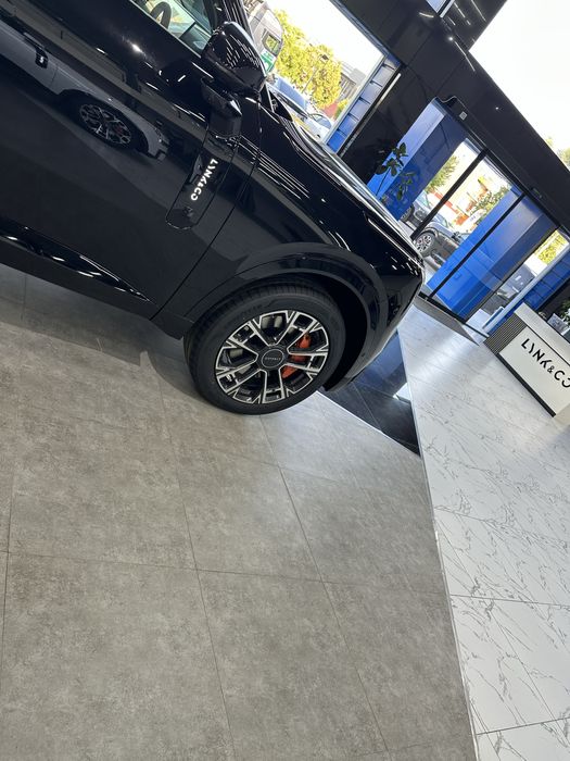 Lynk & Co  2026 — 3