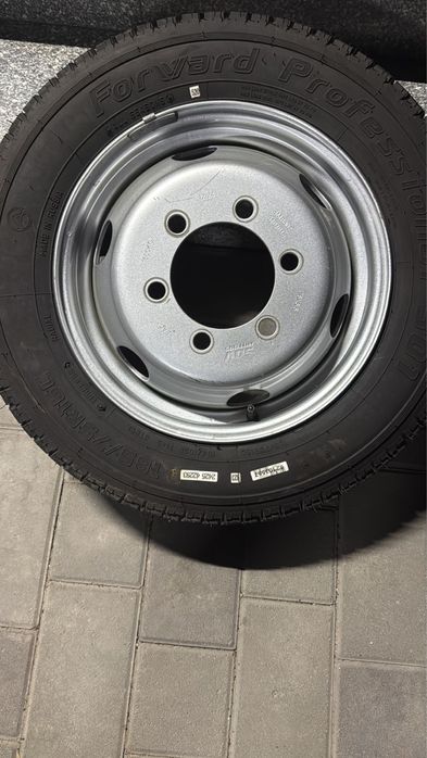 Продам шини и диски