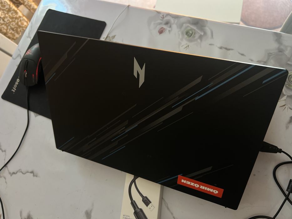 Acer Nitro V15 RTX4050