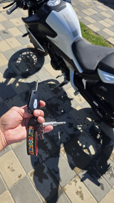 CF Moto 800 NK - ca noua