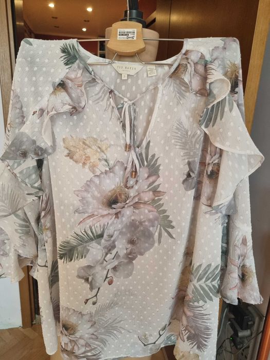 Разкошна блуза Ted Baker, размер 3(L)