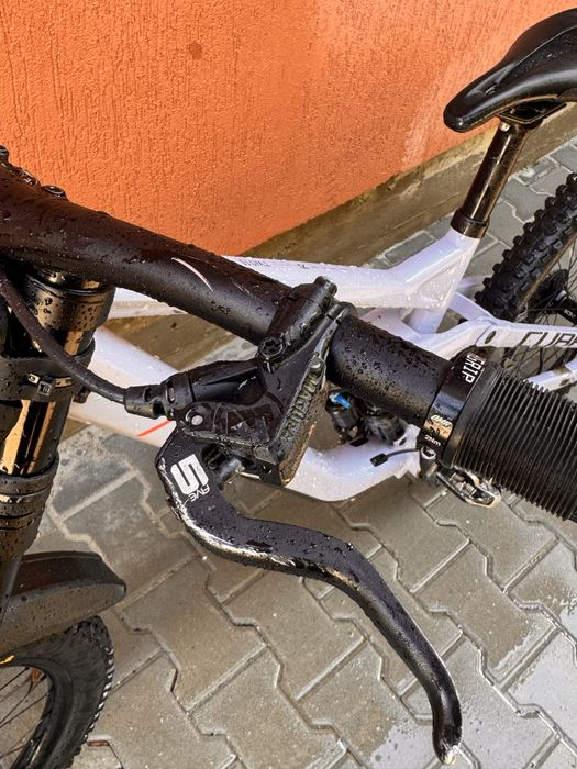 Cube two215 race