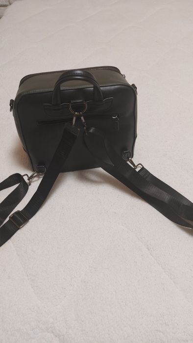 Чисто нова дамска чанта