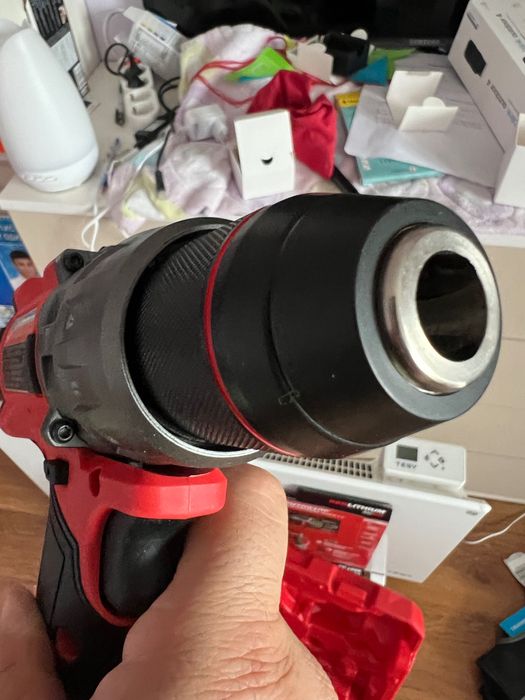 Milwaukee M18 Безчетков  Винтоверт, Дрелка