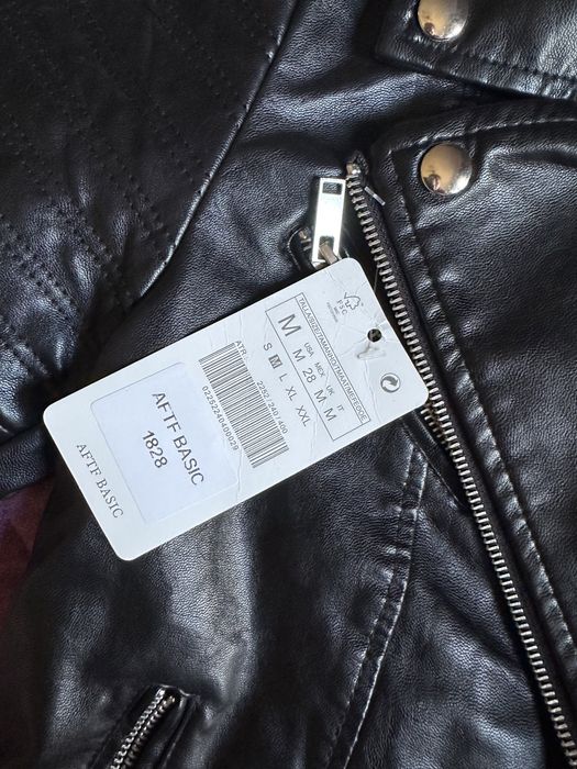 Кожаный куртка