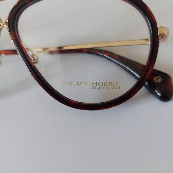 William Morris Очила