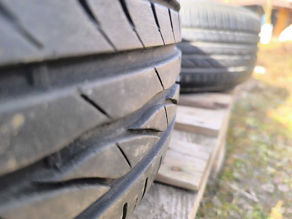 Set 4 roti aliaj 195/65/R15 Volkswagen 5x112 gume de vara Bridgestone