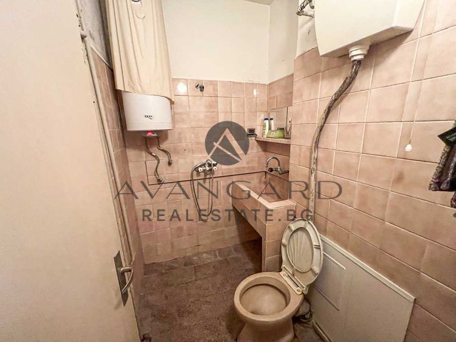 Продава се Едностаен апартамент в Пловдив, Тракия - 36 кв.м за 1695 €/кв.м - Снимка #3