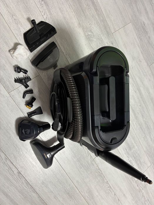 ETA Steam& Clean Vacuum Cleaner - прахосмукачка с функция пране и пара