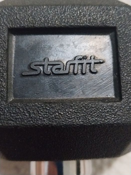 Продам гантели  новые