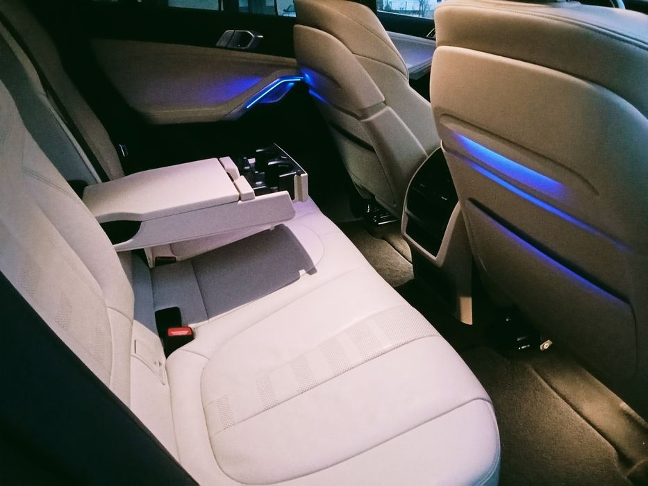 BMW X6 2022 4.0D M Grila Luminata/Swarovski  Impecabil