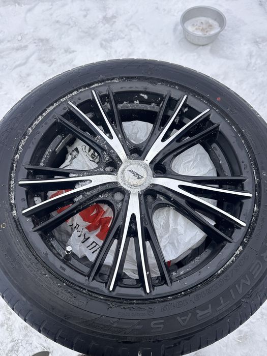 Продам диски с резиной