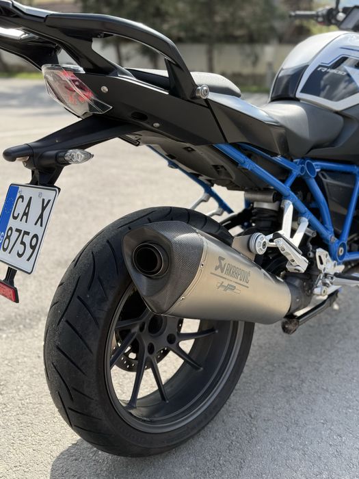 BMW R-1200R Akrapovic