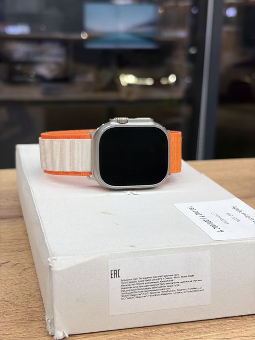 Apple Watch Ultra 49 mm | 100% |