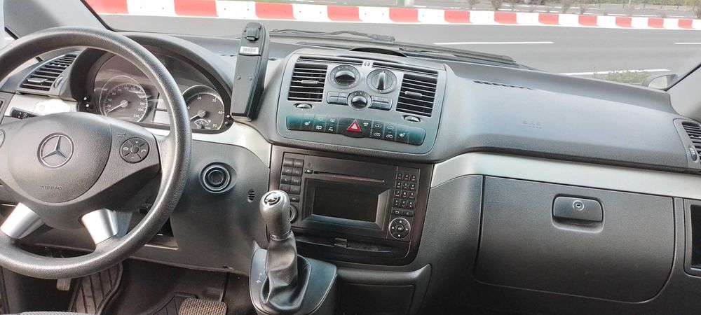 MERCEDES-BENZ V-Class 2012 — imagine 4