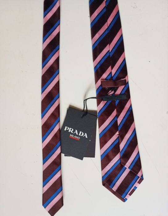 Уникални вратовръзки:Prada,Dior,Boss, Pierre Cardin, Calvin Clein,Zara