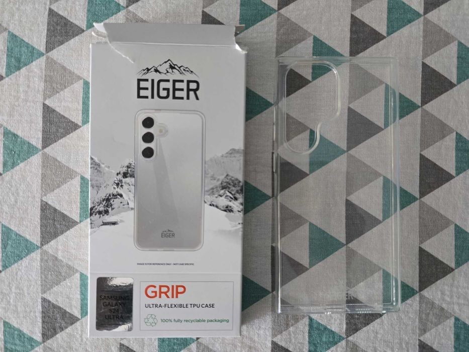 Vând huse Samsung Galaxy S24 Ultra