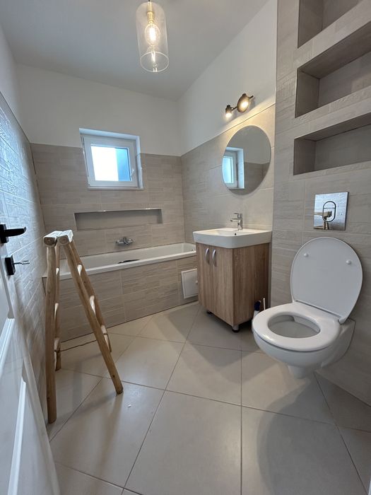 PF inchiriez apartament 3 camere cu parcare subterana, zona Teilor