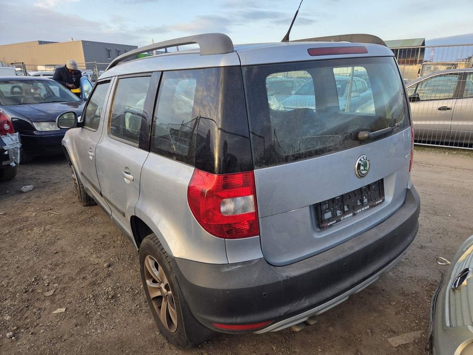 Шкода  Йети 1.2 тси на части