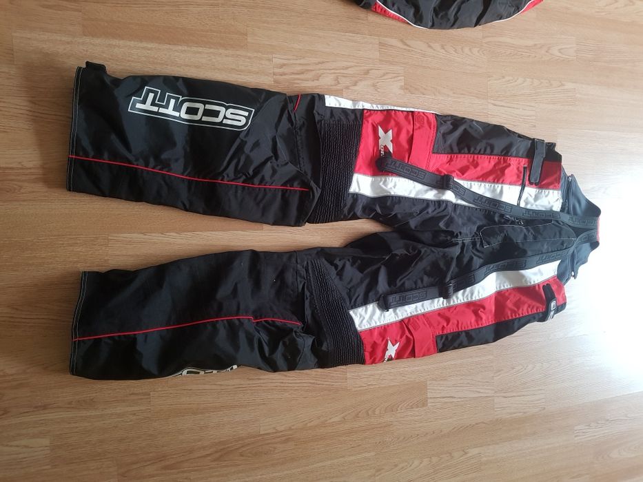 Снегоходный костюм