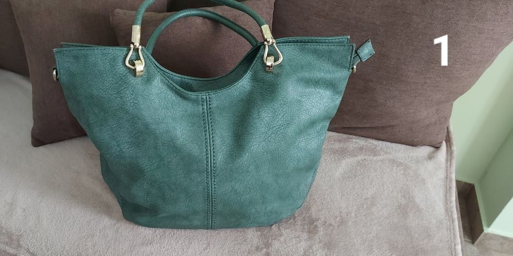 Дамски чанти различни цветове