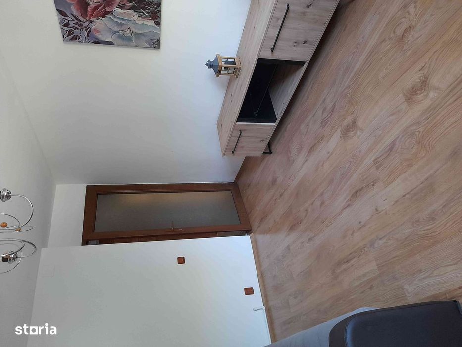 Închiriez garsonieră Etaj 1 – Zona ANAF / Complex Agneza