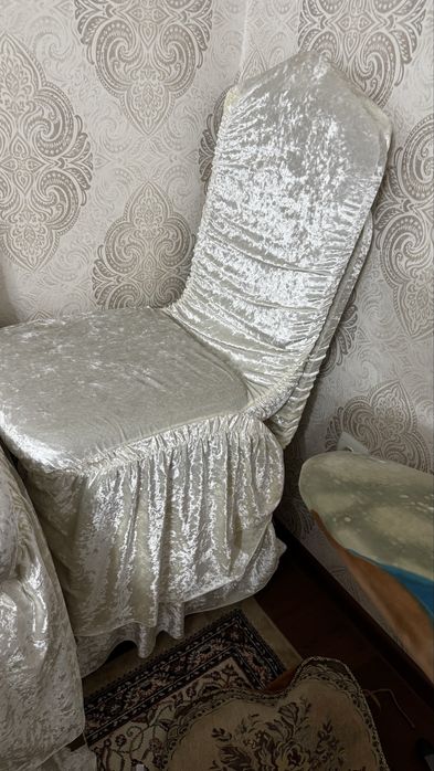 Стульчики для гостевой