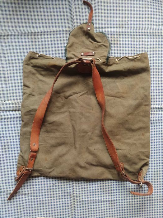 туристическа раница старо производство