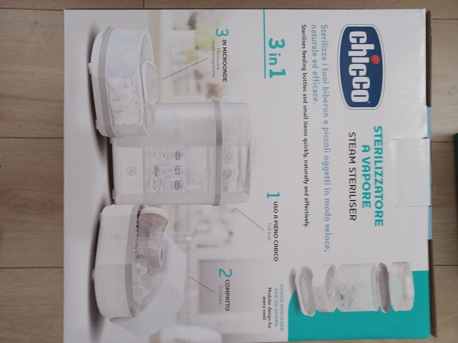 Sterilizator biberoane Chicco nou in cutie