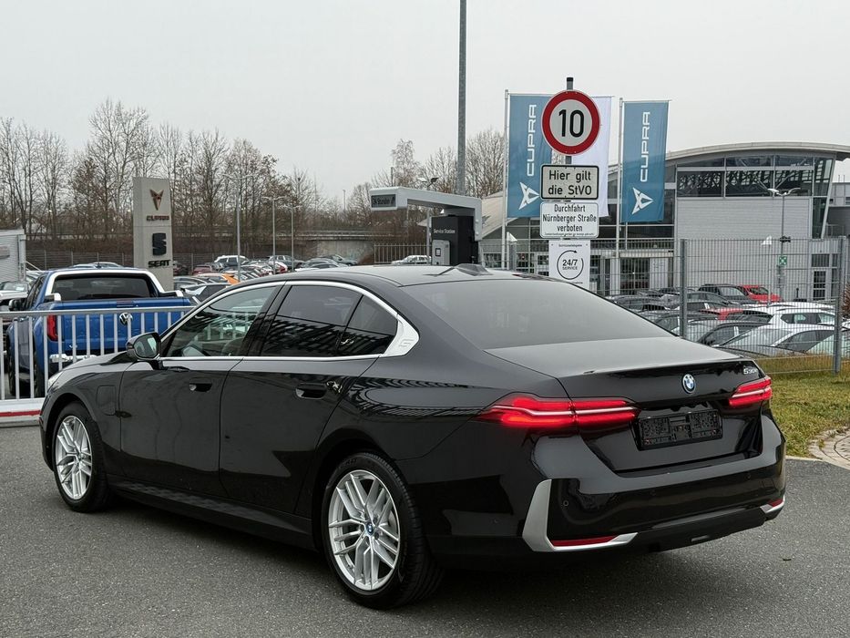 BMW 5 Series 2024 — imagine 2