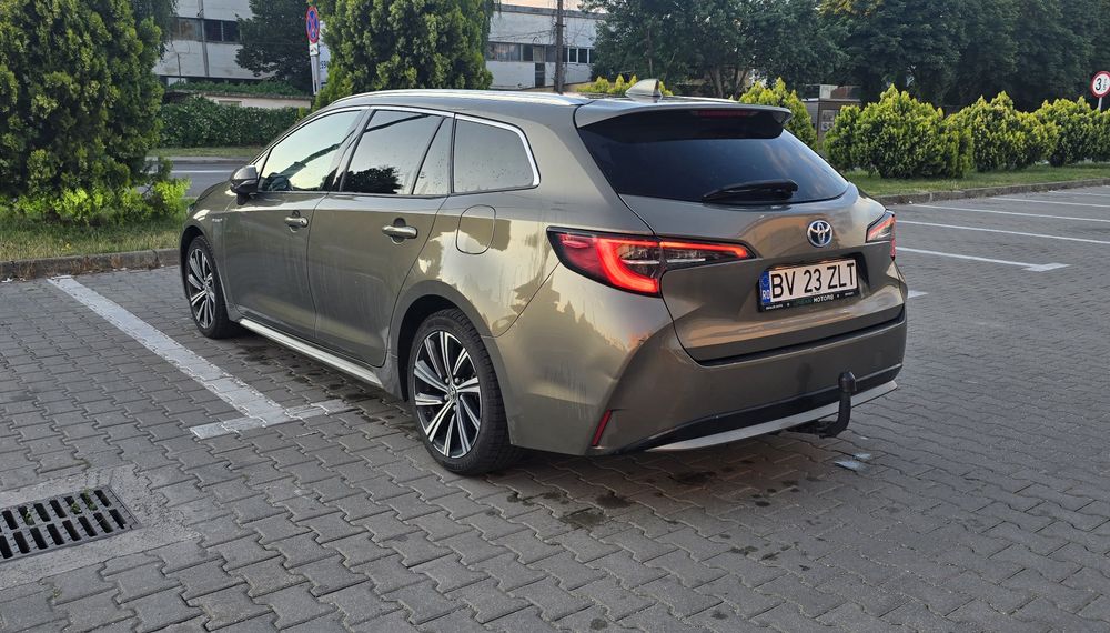 Toyota Corolla Touring Sports 1.8 Hybrid CVT