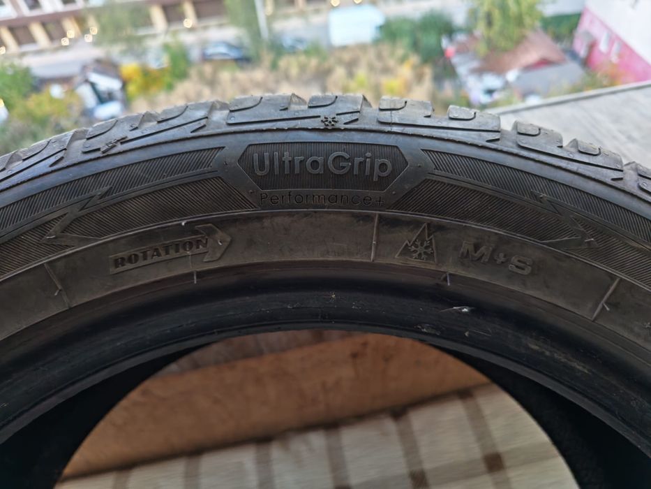 Зимни гуми GoodYear 225/50/17