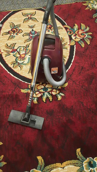 Пылесос SC5620 сотилади