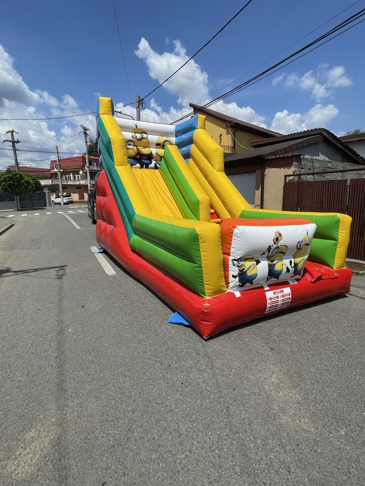 Tobogane gonflabile de închiriat!