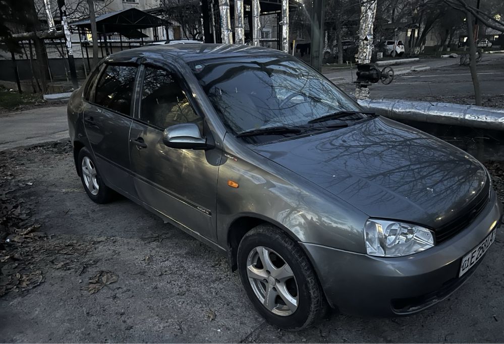 ВИДЕО: Lada Aura не завелась во время показа высоким гостям