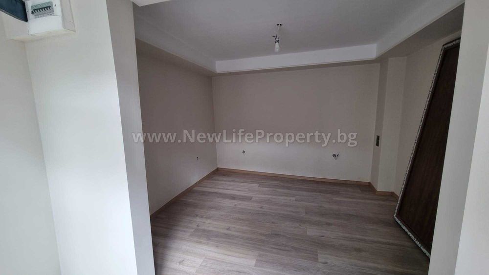 Продава се Многостаен апартамент в Бургас, Център - 100 кв.м за 1260 €/кв.м - Снимка #20