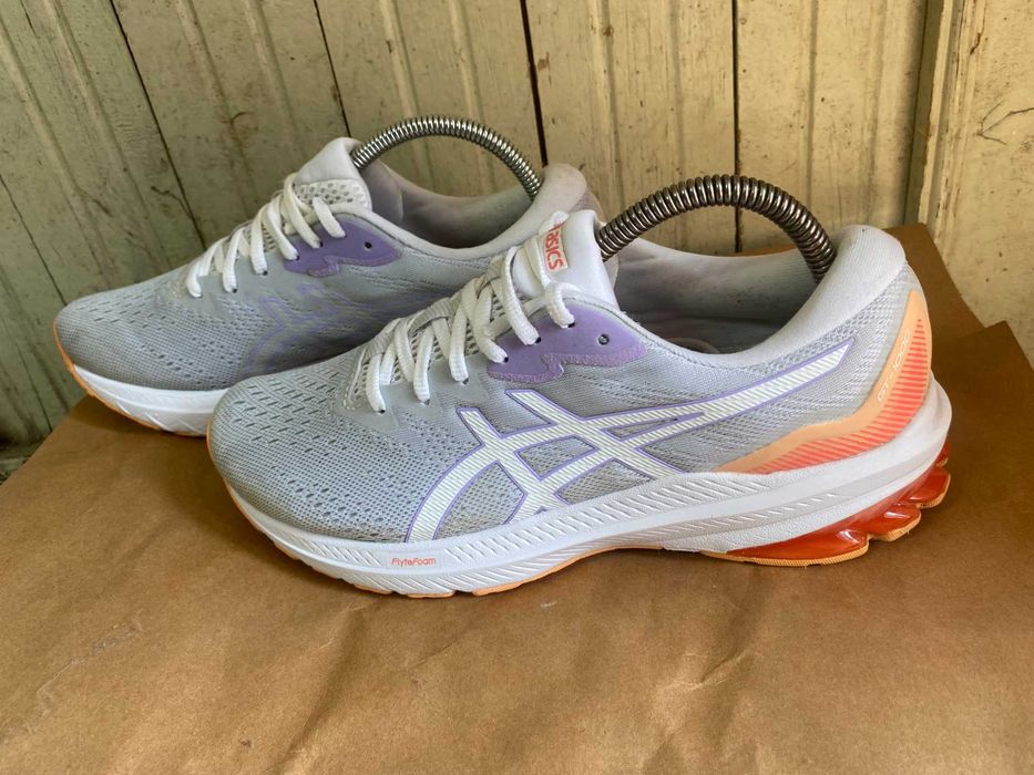 '' Asics Gt-1000 11''оригинални маратонки 42 номер