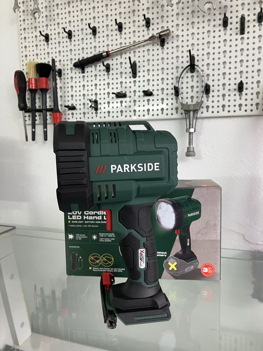 Lampă(lanterna) de mână led parkside