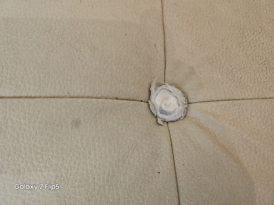 Пейка за коридор с място за съхранение