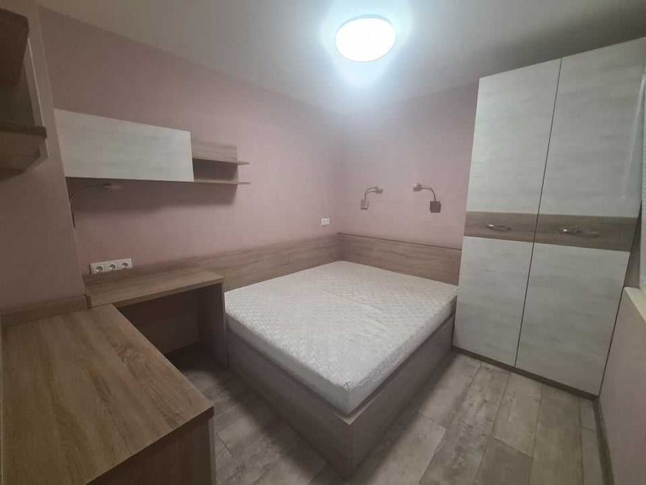 Дава се под наем Двустаен апартамент в Бургас, Братя Миладинови - 50 кв.м за 229.5 € - Снимка #1