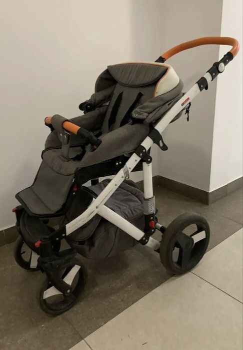 Коляска Adamex Vicco 3 в 1