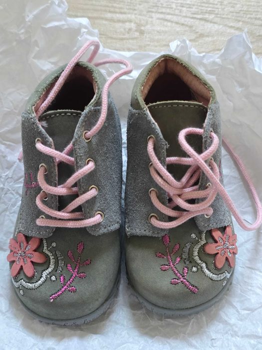 Детски обувки НОВИ